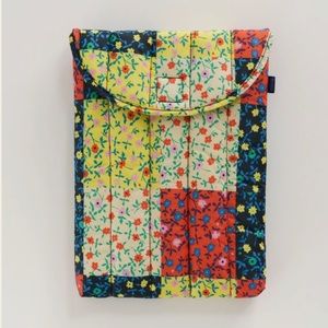 Baggu Puffy Laptop Sleeve 13”